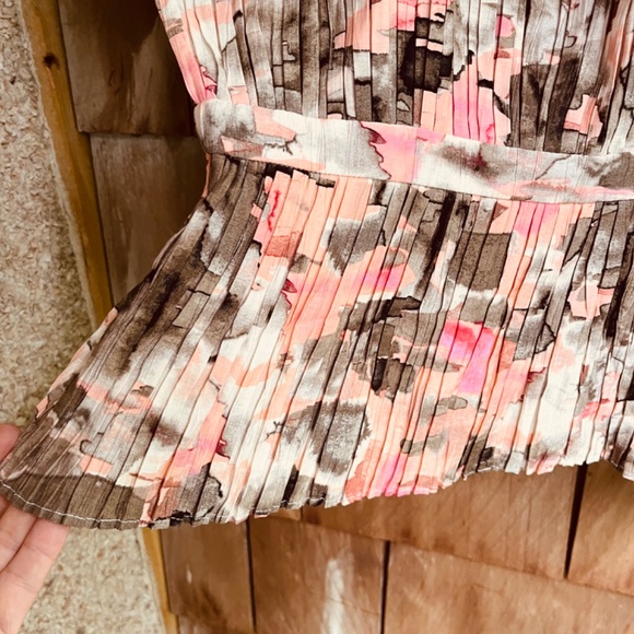DKNY Women's Pink Printed Crewneck Pleated Peplum Fitted Blouse Top Size L, XL - Picture 10 of 17